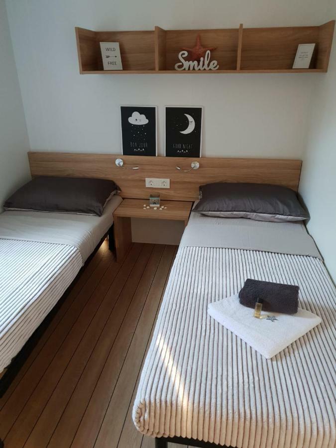 Seahorse Mobile Home, Soline Biograd บีโอกราดนาโมรู ภายนอก รูปภาพ