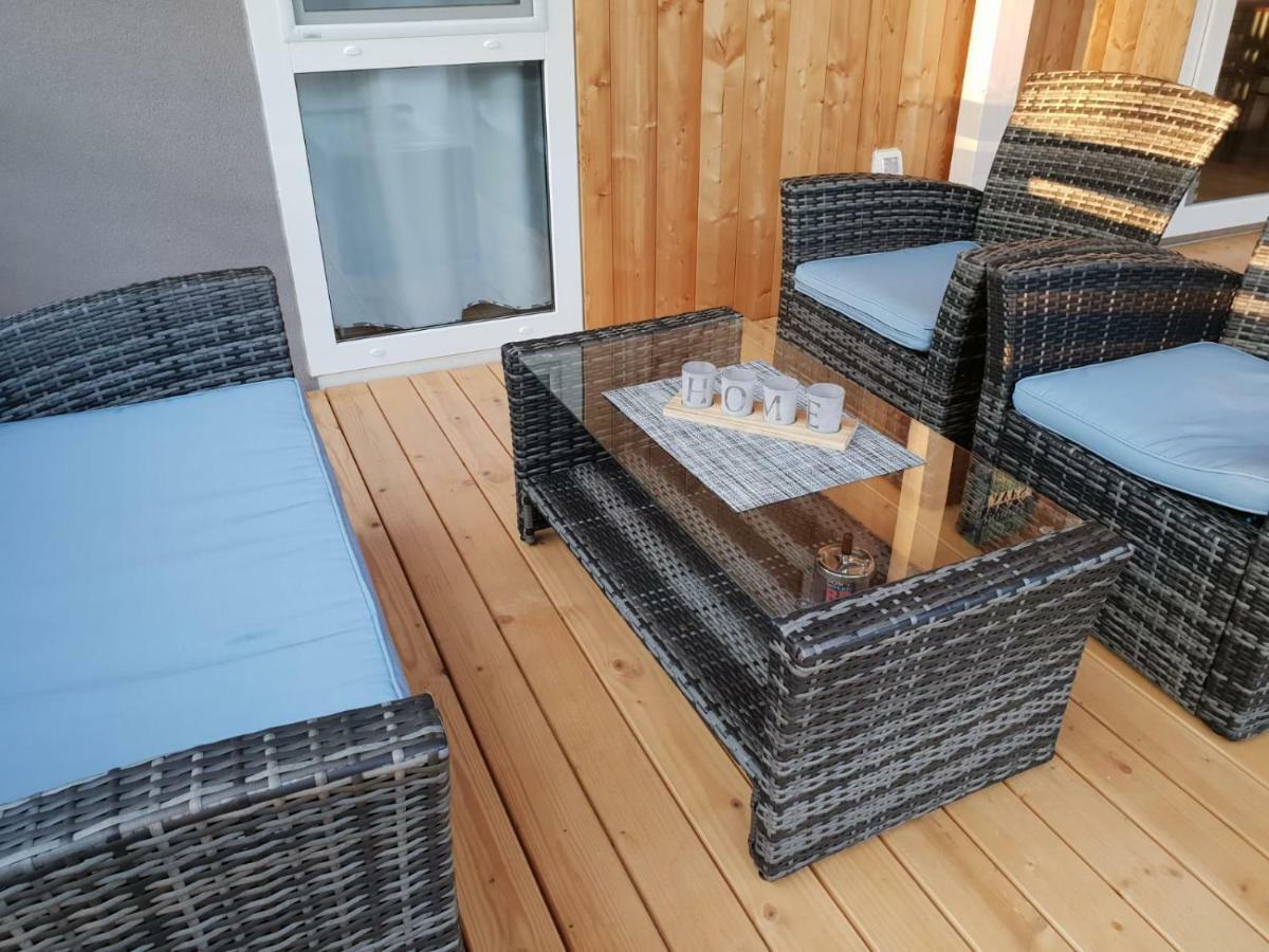Seahorse Mobile Home, Soline Biograd บีโอกราดนาโมรู ภายนอก รูปภาพ