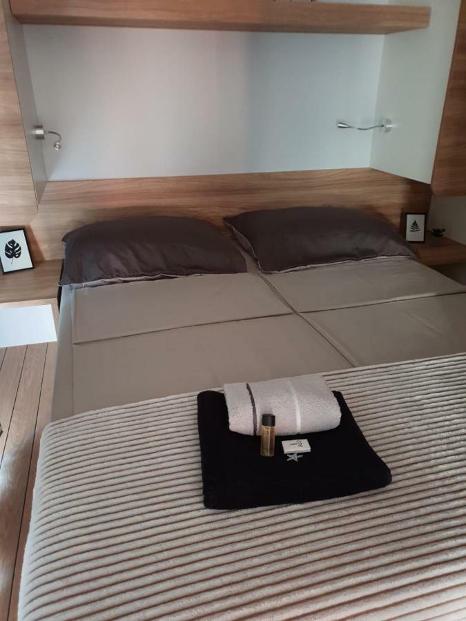 Seahorse Mobile Home, Soline Biograd บีโอกราดนาโมรู ภายนอก รูปภาพ