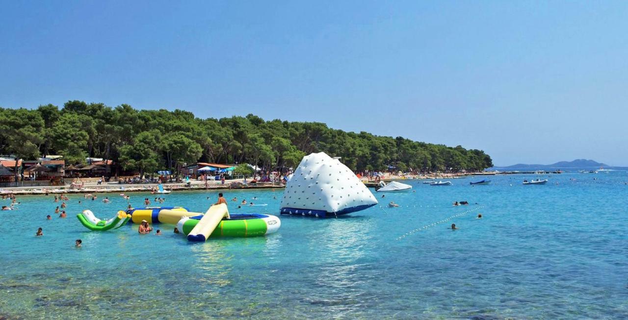 Seahorse Mobile Home, Soline Biograd บีโอกราดนาโมรู ภายนอก รูปภาพ